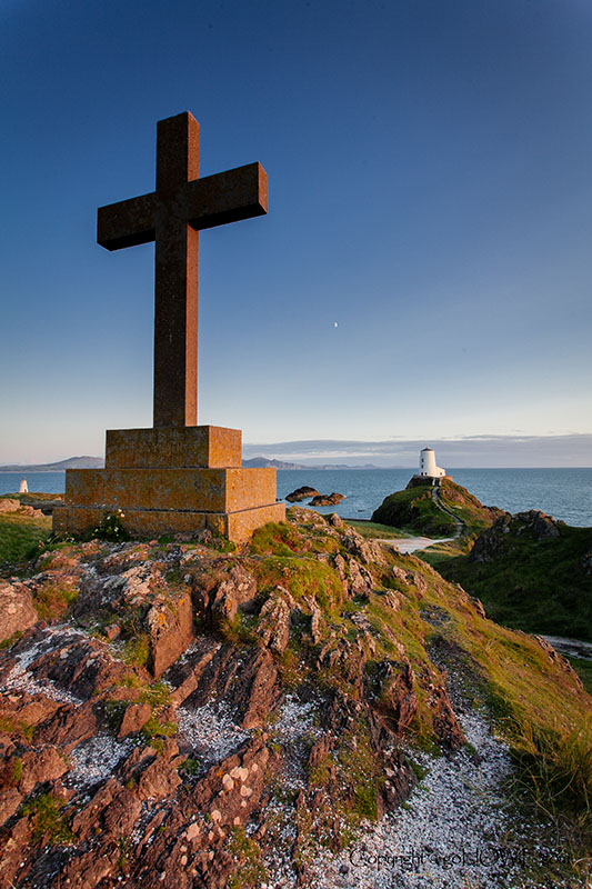 Cross and watchtower on Llanddwyn Island (Ynys Llanddwyn), Anglesey, North Wales
