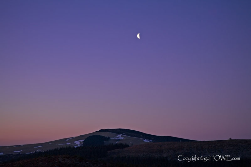 Crescent moon, Foel Ffenli, North Wales