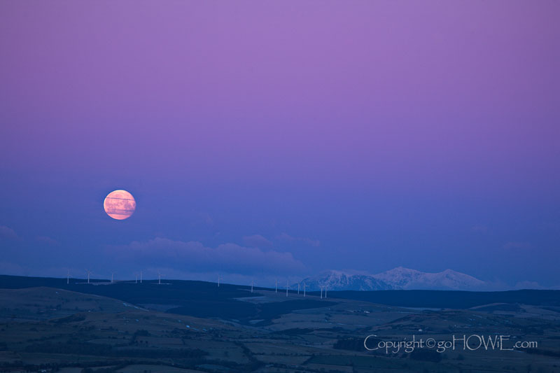 Full moon, Vale of Clwyd, North Wales
