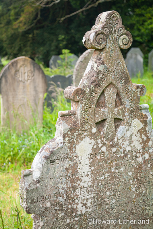 Grave in Llantysilio chuchyard, Wales