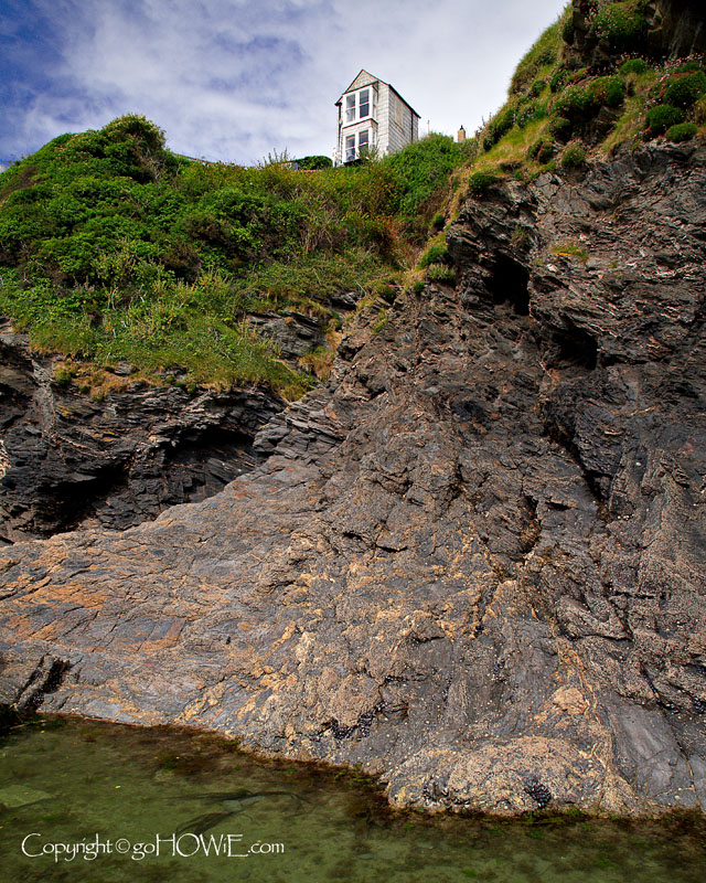 House on a cliff, Port Issac, Cornwall