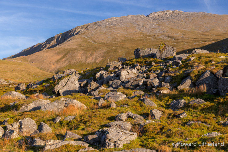 Rocks and mountains at Marchlyn Mawr in Snowdonia, North Wales
