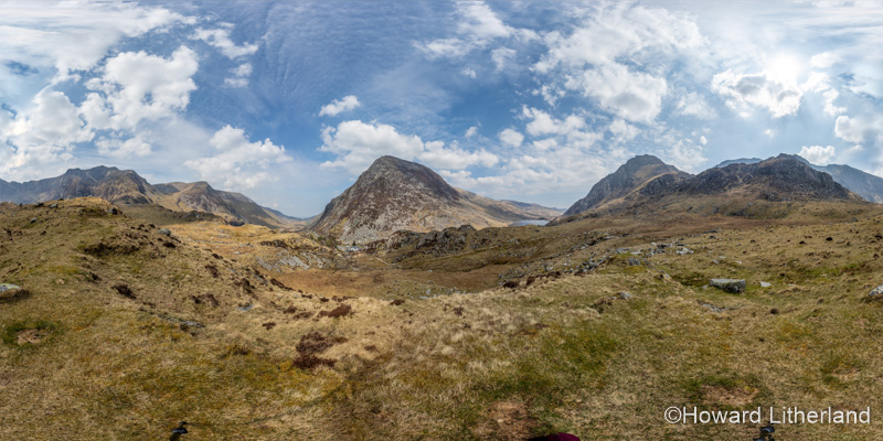 360° Interactive Panorama of Snowdonia lakes and mountains, North Wales