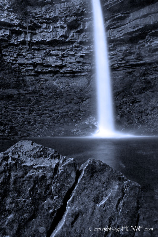 Hardraw Force waterfall, Yorkshire Dales